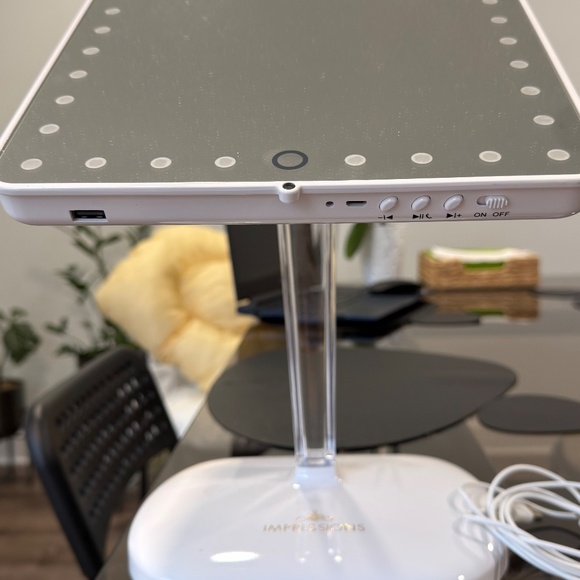 Impressions Vanity Touch Pro Makeup Mirror with LED Lights and Speaker - Picture 5 of 5